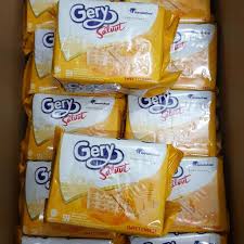 Food and beverages, wafer, biscuit. Gery Saluut Malkist Biskut Gery Food Drinks Packaged Snacks On Carousell