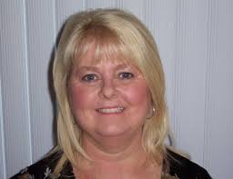 Brenda Pero's Instagram, Twitter & Facebook