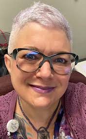 Holly Woodruff's Instagram, Twitter & Facebook