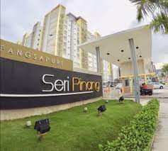 850 sqft • 3 bedrooms / 2 bathrooms • gated & guarded 24 jam • 2 parking lot & 2 access card • surau • playground • swimming pool • gym • cafe & kedai runcit. Seri Pinang Apartment Setia Alamhartanah Express
