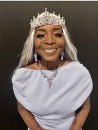 Can I get a head to toe background of like a red carpet walk please?