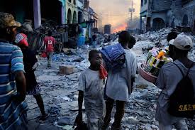 Esto se debe en parte a una historia de tener verdes «yardas», con árboles y césped, entre los edificios residenciales. Dez Anos Apos O Terremoto As Estruturas De Saude Do Haiti Estao A Beira Do Colapso Msf