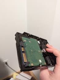 Anyone know a good HDD reader I can use for testing hard drives/recovering  data? : r/computers