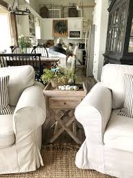 French country home decor ideas and famhouse style interiors for a relaxed but elegant home, mixing new and vintage furniture. Pretty Ideas To Bring Spring Into Your Home Hip Humble Style In 2020 French Country Decorating Country House Decor French Country Decorating Living Room