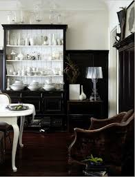 Black And White Furniture Mix What S Not To Like About The Mix Of Black With The White Interior Home Decor