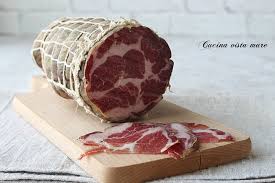 In particolare per bistecche tagliate alte e spiedini, da. Coppa Di Maiale Fatta In Casa Cucina Vista Mare