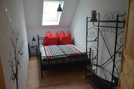 Eine kommode macht ein zuhause komplett. Schlafzimmer Klein Landhaus Grimburg