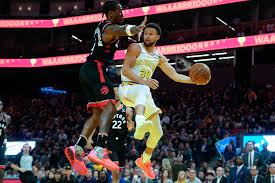 Former warrior patrick mccaw signed with the raptors midseason after declining an offer from the warriors and having a brief stint in cleveland. In Stephen Curry S Return The Raptors Reign Again The New York Times
