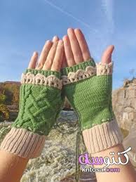 بالصور كفوف كروشيه قفاز بدون اصابع تريكو جوانتى كروشيه نصف اصابع كفوف من الصوف In 2020 Fingerless Gloves Knitted Black Mittens Green Mittens