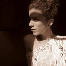 Lisa Dub's Instagram, Twitter & Facebook