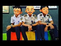 Diceritakan, upin ipin merupakan bocah berusia lima tahun yang tinggal bersama opah dan kak ros. Youtube Upin Ipin Episode Terbaru 2016 Ini