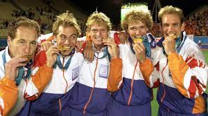 Op dag 11 van de olympische spelen was er weer veel moois te zien, met voor nederland het brons bij het zeilen en goud bij het baanwielrennen. Sydney 2000 25 Olympische Plakken Waarvan Maar Liefst 12 Goud Nos