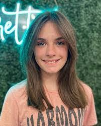 Candice Appleton's Instagram, Twitter & Facebook