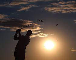 Wyndham Clark masters the gale at Shinnecock Hills as heavyweights falter