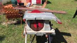 Its blade can maintain sharpness even after a long time of use. Doing A Table Saw Cut For A Laminate Flooring Job Youtube