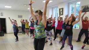 Découvez les meilleurs cours de zumba en ligne et gratuits pour débutants. Latino Dance Attitude Fait Ses Premiers Pas A Selens Et Propose Une Nouvelle Animation Gratuite
