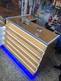 Ozmen Mobilya Dizayn Adli Kullanicinin Market Masasi Panosundaki Pin Ahsap Isciligi Resepsiyonlar Raf