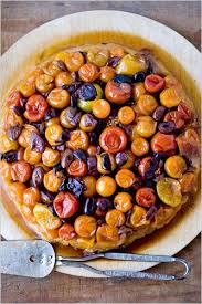 A Tart That S Sweet Yet Savory Published 2008 Tomato Tarte Tatin Tomato Tart Recipes