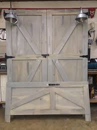 Barn Door Headboard And Footboard My Husband Makes These They Can Be Stained Any Color With Different Ha Barndoor Headboard Rustic Doors Interior Barn Doors