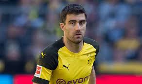 #sokratis papastathopoulos #papa #sokratis #borussia dortmund #gif #don't ask why the one with text has better colors bc i have no idea. Arsenal Transfer News Unai Emery To Sign Sokratis Papastathopoulos This Week Football Sport Express Co Uk
