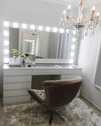 Clear Acrylic Makeup Organizer Arranges Makeup Brushes And Cosmetics 2 Piece Storage Display Holder By Acrylicase Deco Chambre Coconing Idee Chambre Deco Chambre