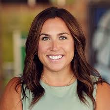 Leah Kane's Instagram, Twitter & Facebook