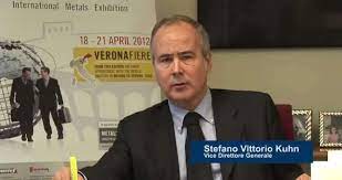 The bank is named after val camonica. Stefano Vittorio Kuhn Torna A Breno La Voce Del Popolo