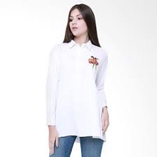 100 model baju atasan wanita terbaru 2019 gamis online jual baju atasan wanita model terbaru 2021 harga murah modern modis cantik tersedia berbagai variasi model mulai dari lengan panjang atasan muslimah. Jual Baju Atasan Wanita Lengan Panjang Online Baru Harga Termurah Juni 2020 Blibli Com