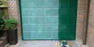 Garagentor Lackiert Garagentor Garage Farbe Und Lack