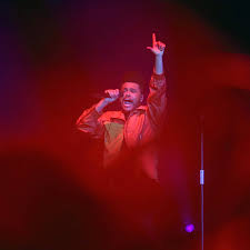 The cover of after hours. The Weeknd S After Hours Earns A Third Straight Week At No 1 The New York Times