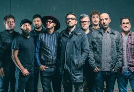 Lo que no se soluciona pasando página, se soluciona cambiando de libro. Angel Con Campera No Te Va Gustar Letras Com