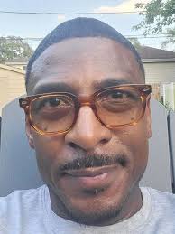 Cola Brown Striped Classic Acetate Rectangle Gradient Sunglasses with Pink 