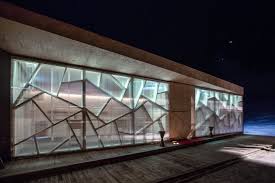 Neue Audi Quattro Lounge In Schweden Mit Rodeca Pc Lbe 2540 6 In Glasklar Leuchtend Am Spaten Abend Holzbau Bau Und Architektur