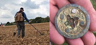 Un détecteur de métaux est un appareil permettant de localiser des objets métalliques en exploitant le phénomène physique de l'induction magnétique. Detectival 2017 Retour Sur L Evenement Detection De L Annee