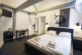 The perks of staying at st christopher's. St Christopher S Inn Winston Hostel In Amsterdam Hostelsclub