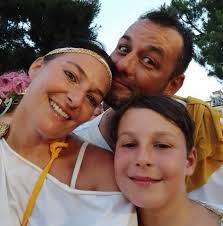 Come direste nel vostro dialetto: Sono tanto/a stanco/a vado a dormire !😁😴