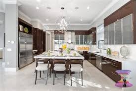 ديكورات مطابخ مودرن بأحدث الأفكار الجديدة والحديثة New Modern Kitchens Designs 2019 Kitchen Designs Layout Modern Kitchen Cabinets Modern Kitchen