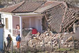 Το blog του παρατηρητηρίου σεισμών ανανεώθηκε και καθημερινά οι αναγνώστες της ηλεκτρονικής μας εφημερίδας zougla.gr μπορούν άμεσα να ενημερώνονται. Seismos Synagermos Meta To Neo 3ypnhma Toy Egkeladoy In Gr