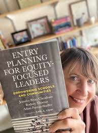 Lloyd Gingerich's Instagram, Twitter & Facebook