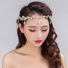 Vous cherchew des parures de bijoux mariage & soirée à prix bas? Nouvelle Feuille Cristal Couronne De Mariee Cheveux Accessoire De Mariage Bandeau Strass Waterdrop Couronne Tiara Demoiselle D Honneur Cheveux De Front Bijoux Aliexpress