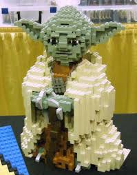 Lego Yoda Amazing What You Can Do With Legos You Ll See Some Really Neat Creations At The Lego Store In Dd Cool Lego Creations Lego Art Lego Sculptures