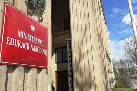 Główna siedziba ministerstwa edukacji narodowej znajduje się w gmachu ministerstwa wyznań religijnych i oświecenia publicznego w warszawie. Men I Mnisw Przestaly Istniec Utworzono Ministerstwo Edukacji I Nauki Spoleczenstwo