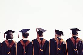 According To A Recent Survey By Gmac The Master Of Business Administration M Graduation Picture Poses College Graduation Photos College Graduation Photoshoot