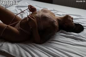Annesamanta Nude OnlyFans Leaks - Photo 791673 - Fapopedia