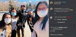 The killers' charismatic frontman launched a concurrent solo career in 2010. Brandon Flowers Meeting Fans Outside Five5eeds In Park City Today 2021 Colourized Thekillers