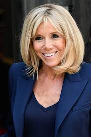 Brigitte macron, french president emmanuel macron, us president donald trump and first lady melania trump pose atop the eiffel tower in paris on july 13, 2107. Brigitte Macrons Schonheit En Detail Vogue Germany