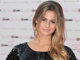 Schaue dir beliebte inhalte von folgenden erstellern an: Cristina Marino Altezza Peso Fiction Marito Luca Argentero Figlia Nina Speranza