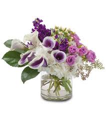 Manhattan Romance Flower Delivery Flower Arrangements Same Day Flower Delivery