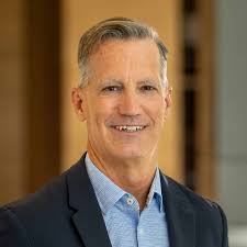 Jon Mortimer's Instagram, Twitter & Facebook