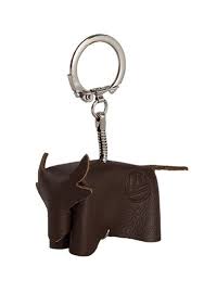Mini Vachette Porte Cles Cuir Marron Fabrication Francaise Cuir Madeinfrance Tournon Tournonsurrhone Maroquinerie Porte Cle Cuir Maroquinerie Porte Cle